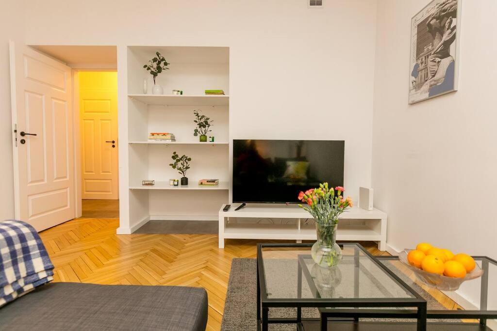 Cozy, Fully Equipped Apartment In Mokotow District Varşova Dış mekan fotoğraf